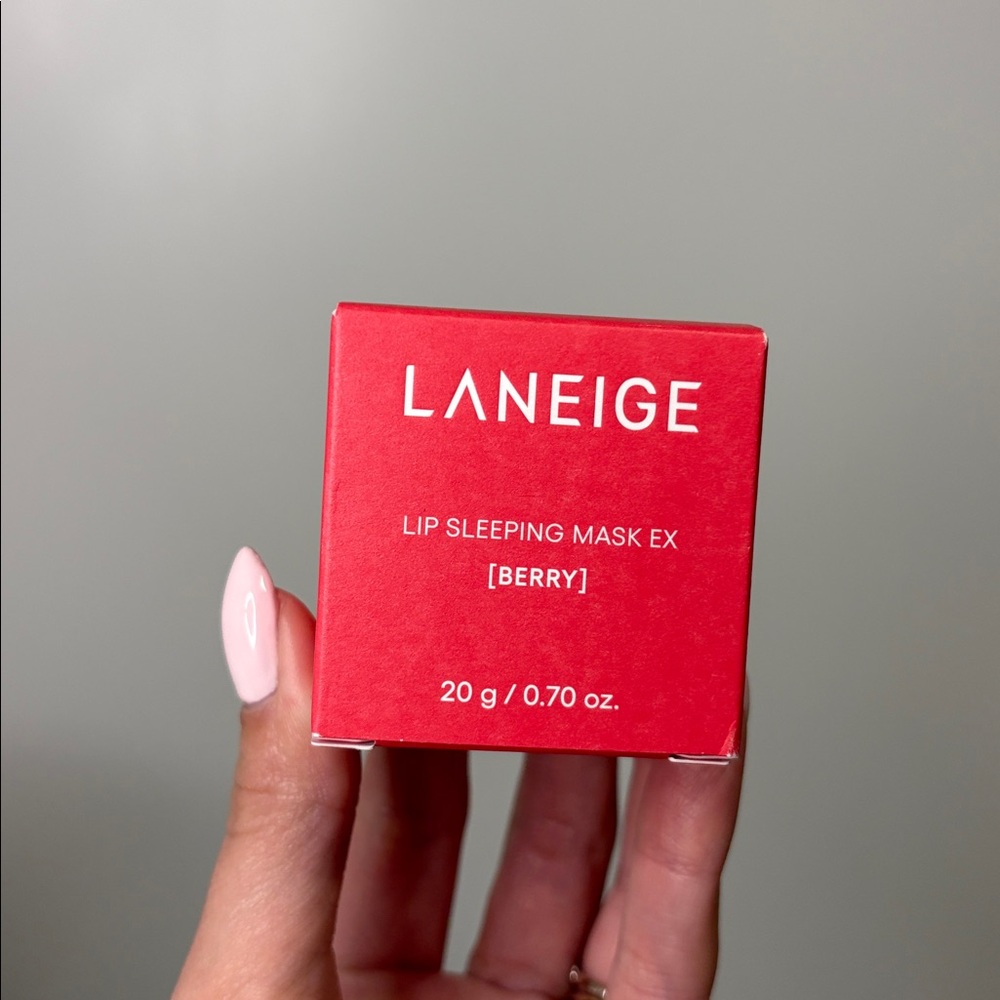 LANEIGE Lip Sleeping Mask - Berry FULL SIZE - Picture 4 of 8